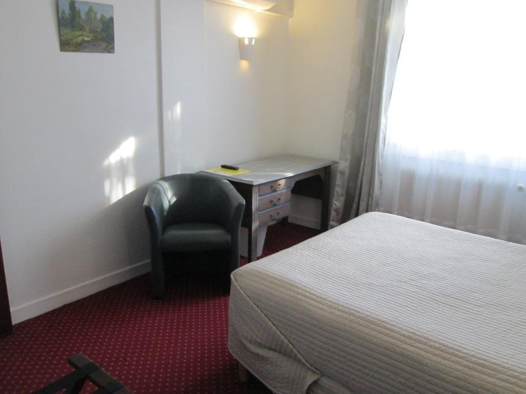 Hotel Victor Hugo ดีจอง ภายนอก รูปภาพ