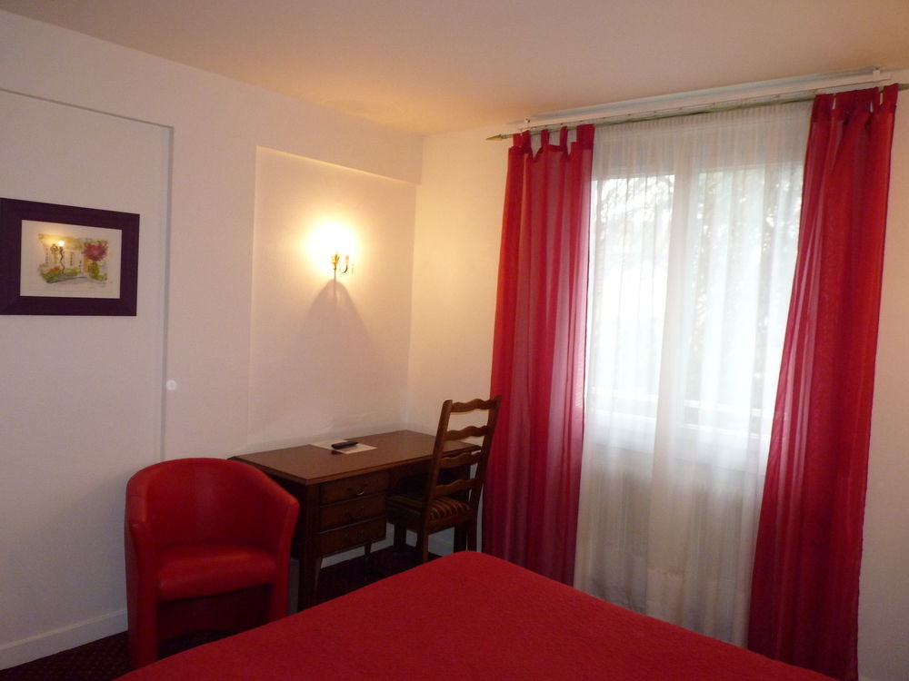 Hotel Victor Hugo ดีจอง ภายนอก รูปภาพ