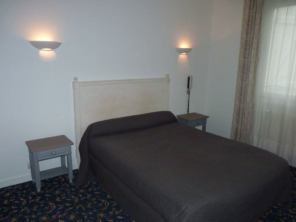 Hotel Victor Hugo ดีจอง ภายนอก รูปภาพ