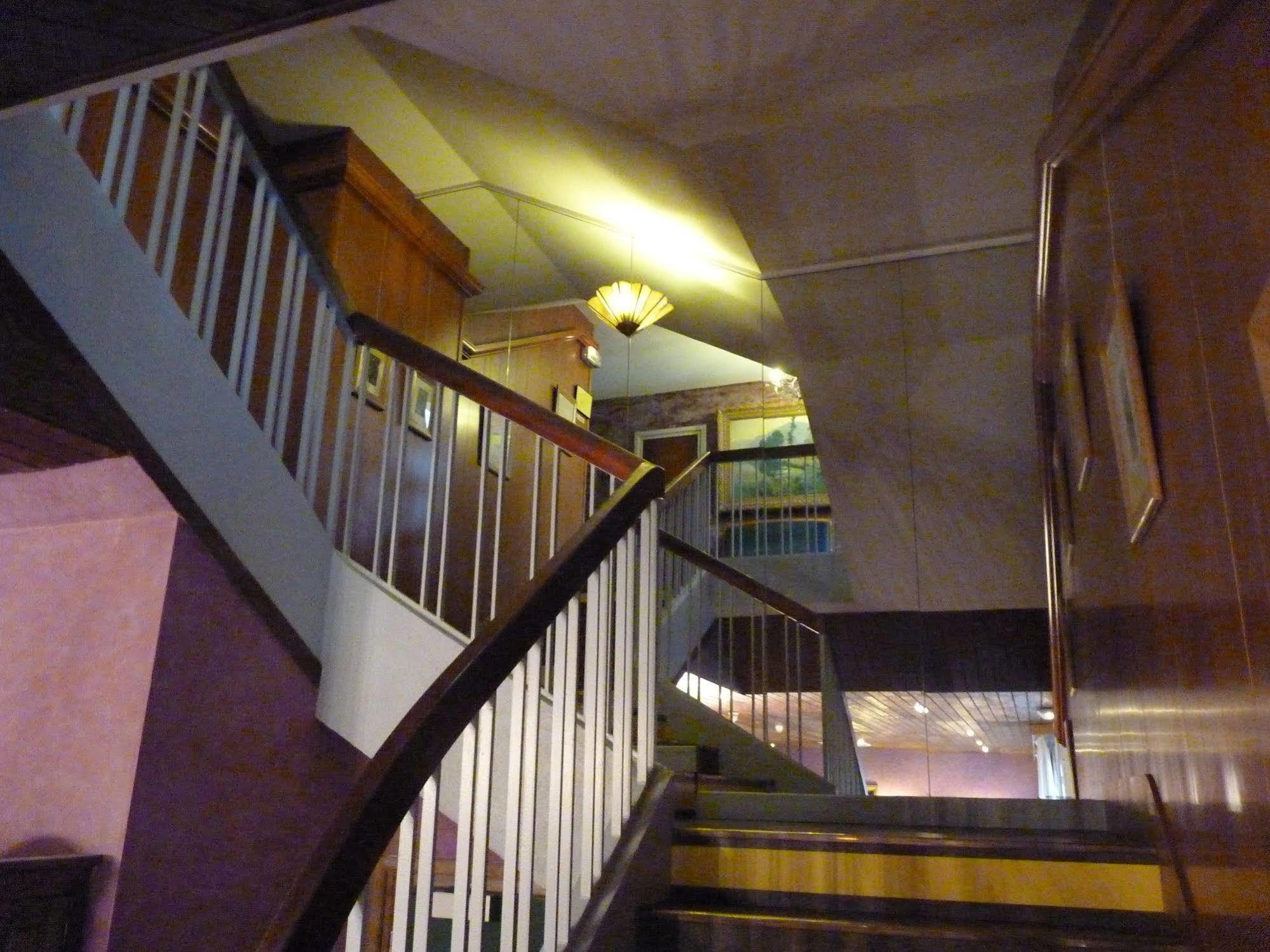 Hotel Victor Hugo ดีจอง ภายนอก รูปภาพ